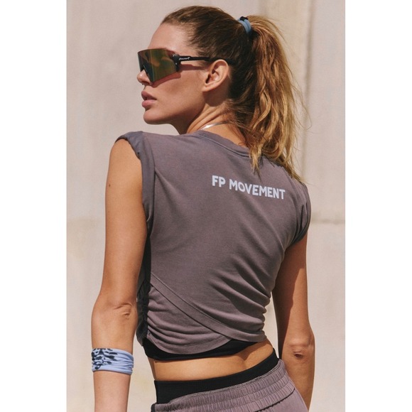 FP Movement Hot Shot Logo Crossover Large 2 Piece Set Gray Dark Shadow NEW $98 - Picture 3 of 16